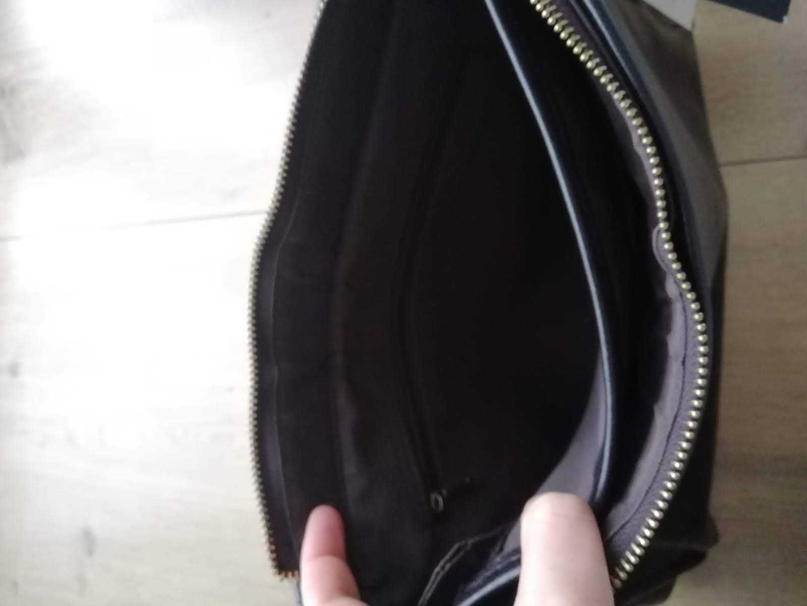 torba na długim pasku ze skóry Bally