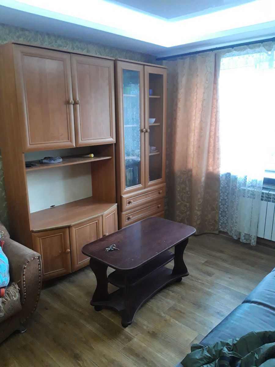 399729 Продам 1к.гостинку с ремонтом,13м2,м.Армейская