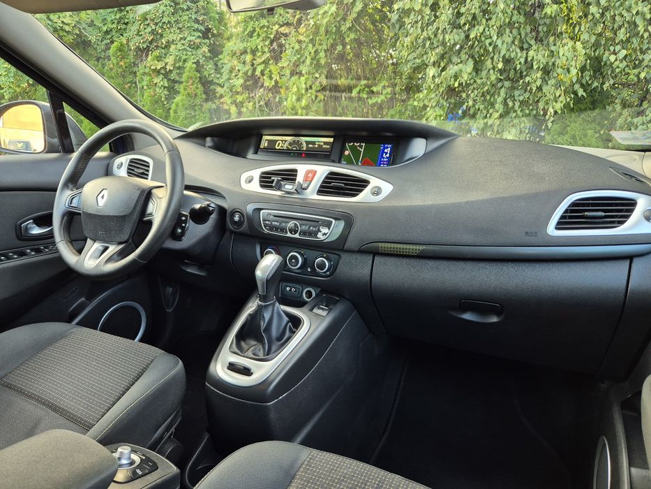 Renault Grand Scenic_2.0DCI 150KM_AUTOMAT_Zadbany