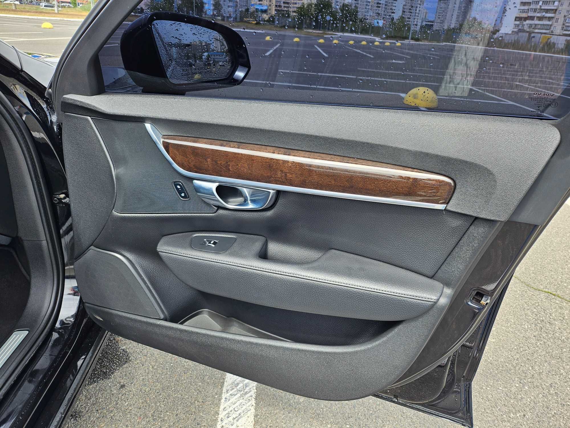 Продам  VOLVO S90