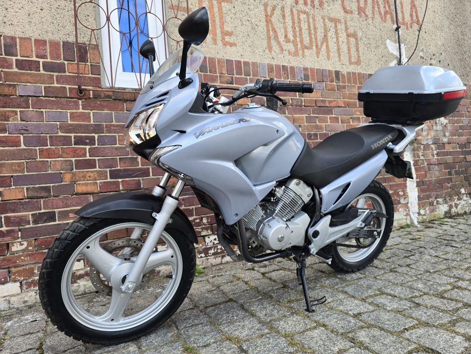 Honda XL 125 Varadero .2007r. Kufer // mały przebieg