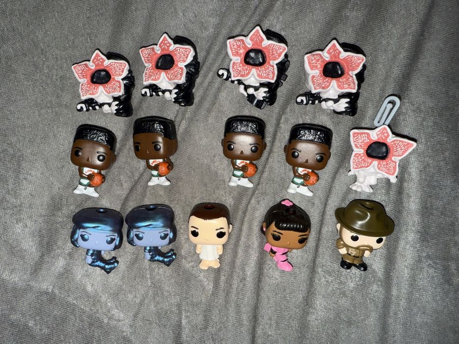 Продаж Кіндер Дуже дивні дива, Strangers Things