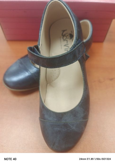 Baleriny dziewczynka granatowe Norvik