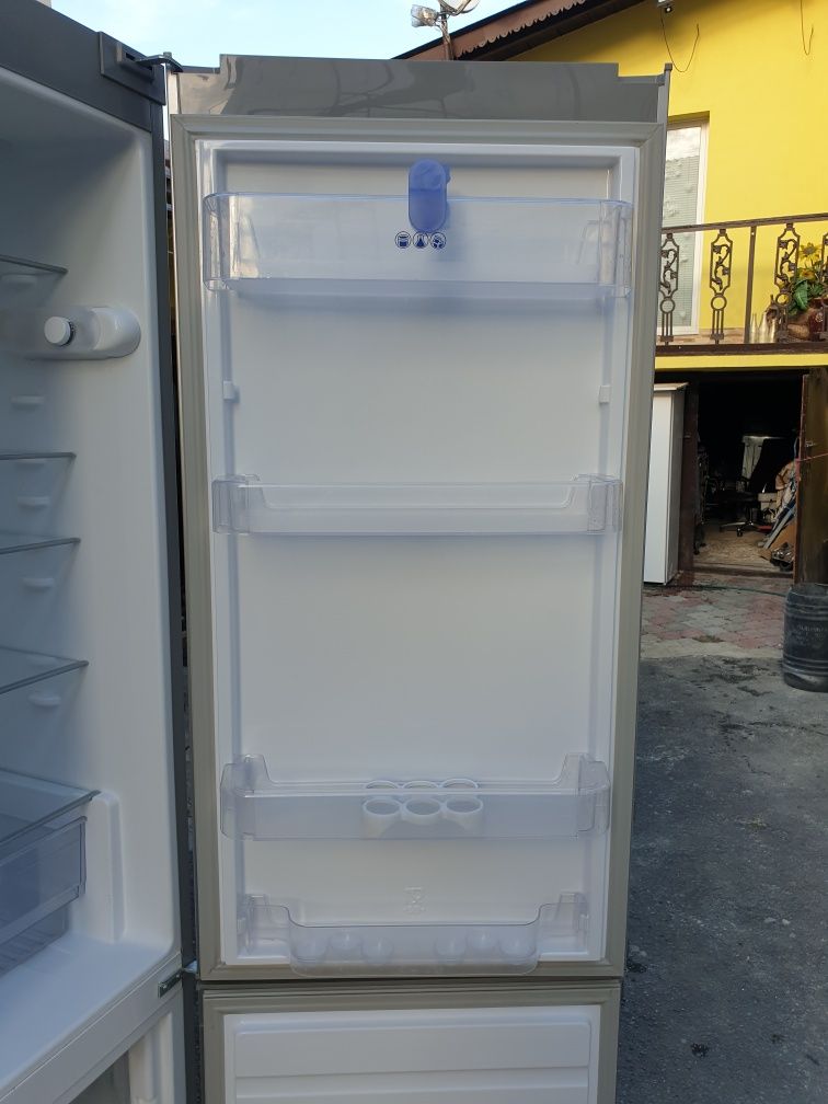 Свіжий!! Холодильник Whirpoll A+ Італія_381л