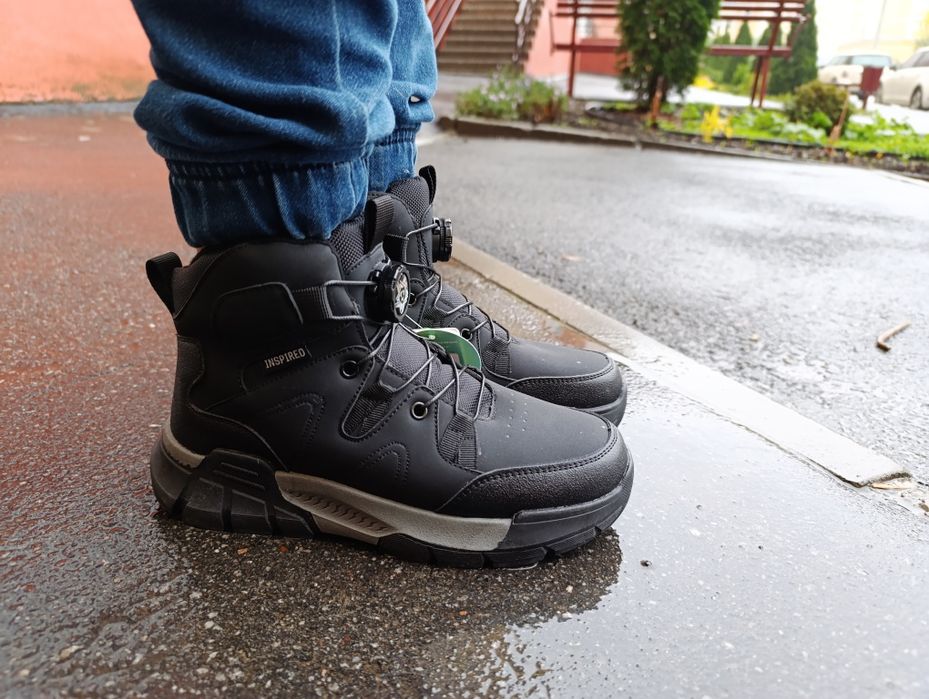 Зимові термо ботінки хайтопи чоботи для хлопчика чорні зимние ботинки