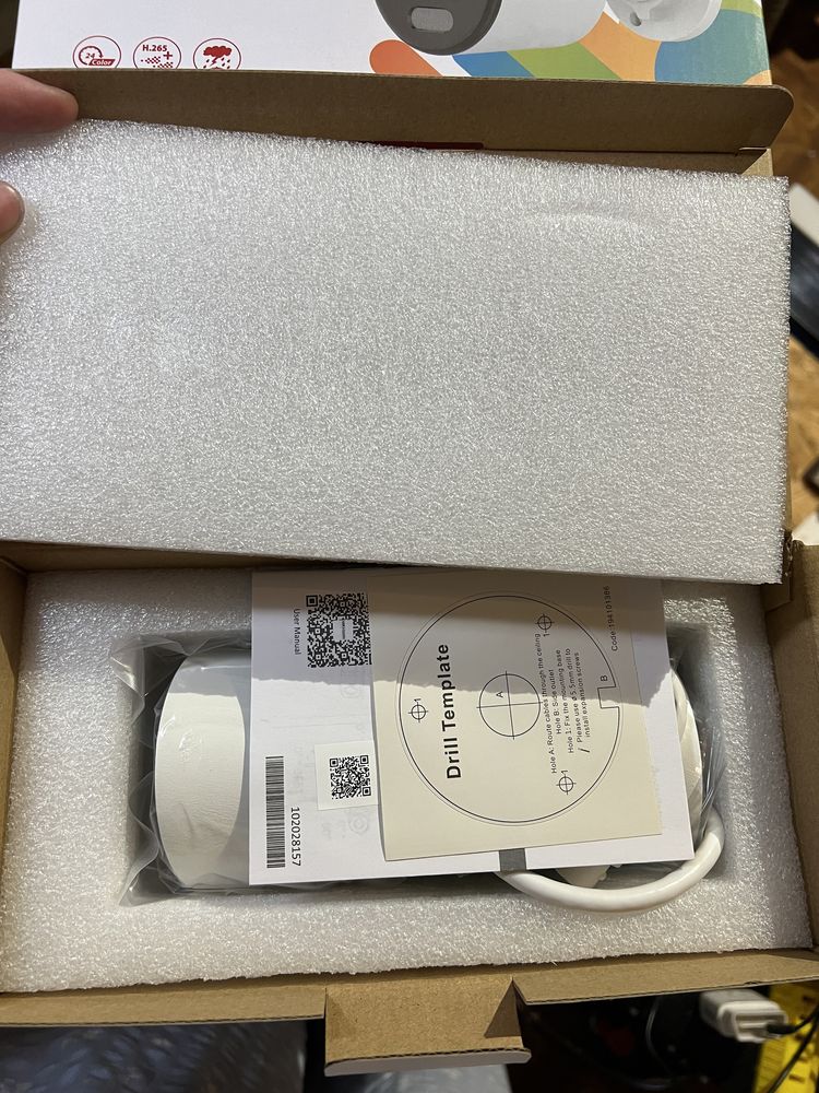 IP камера Hikvision ColorVu