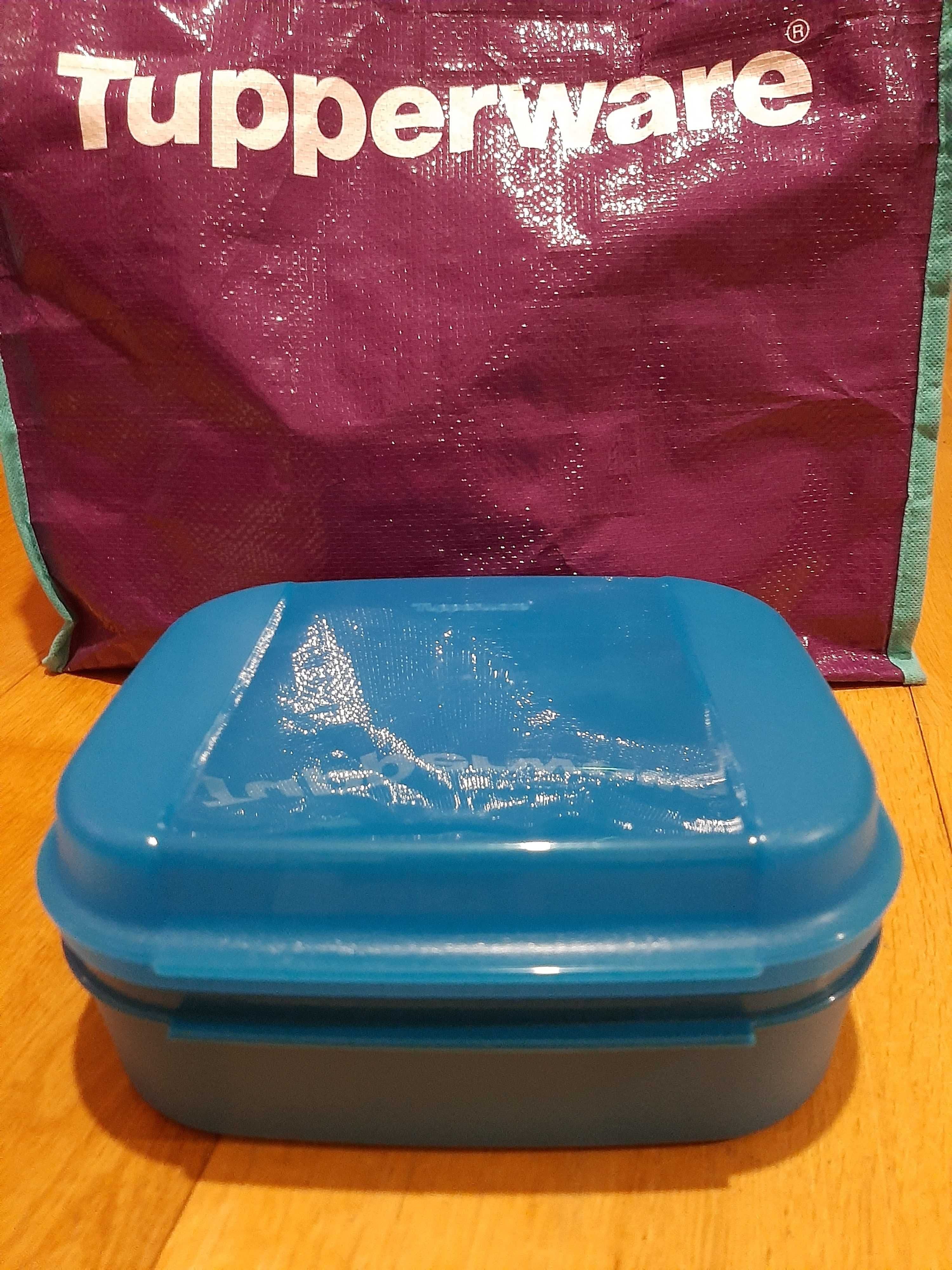 - 21% Lancheira Tupperware