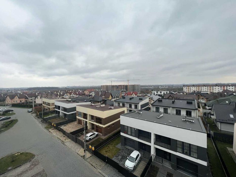 Продаж 3-кімнатної дворівневої квартири в Сокільниках (вул. Весняна)