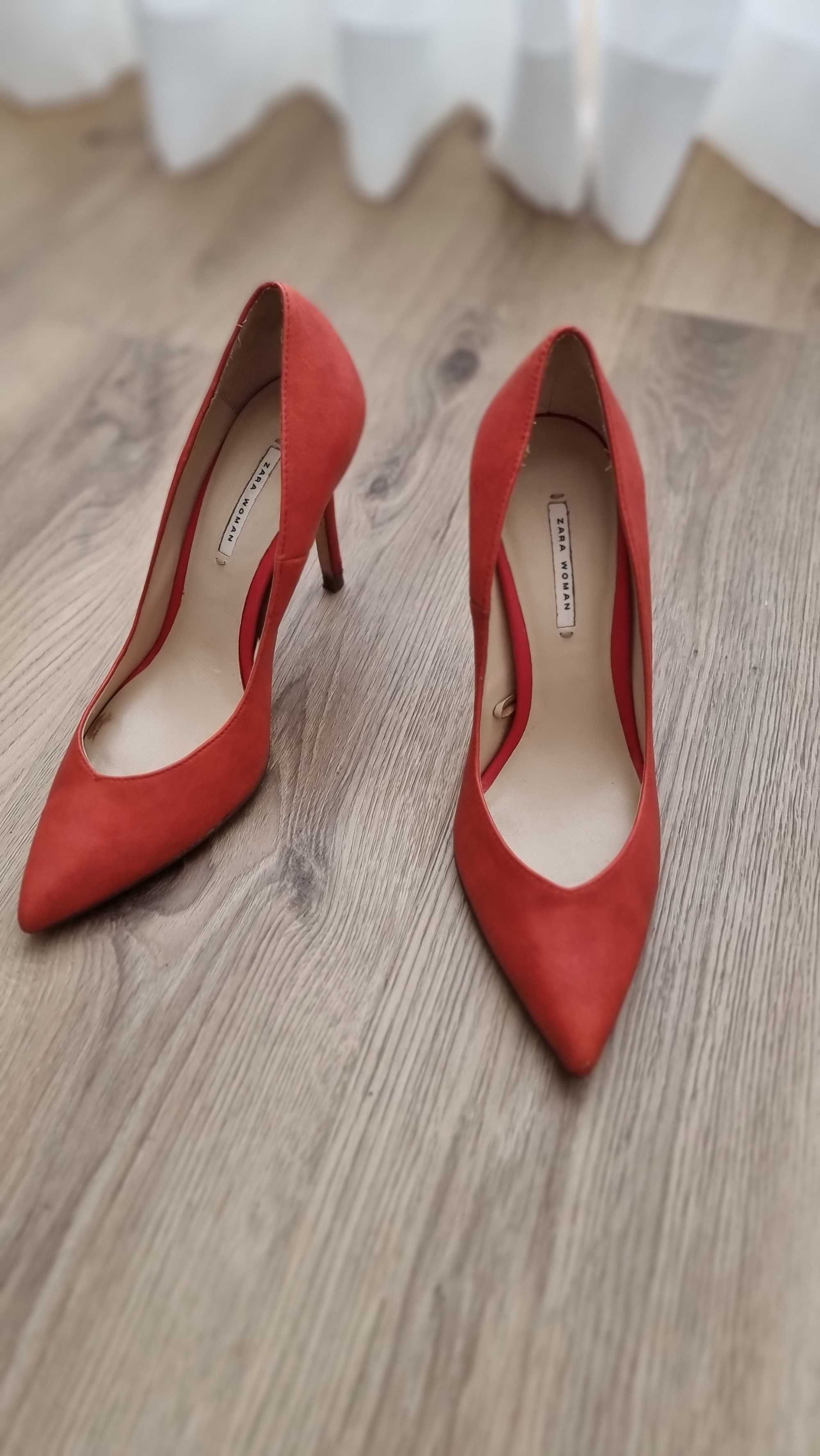 Sapatos de Salto Alto Vermelho Claro