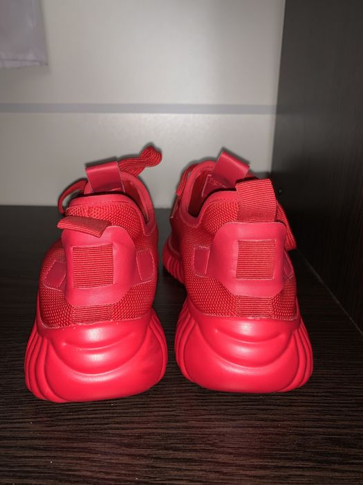 Червоні кросівки жіночі Gelsomino