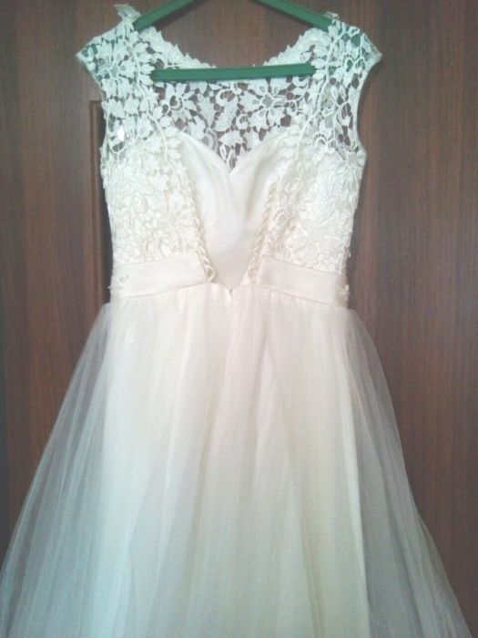 Свадебное платье цвета Ivory