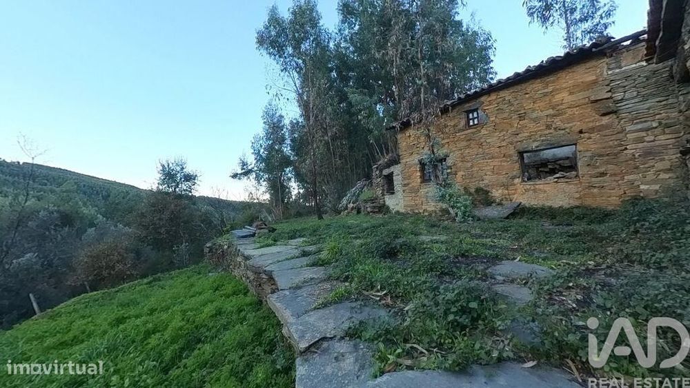 Casa de Campo em Pedrógão Pequeno de 192,00 m2