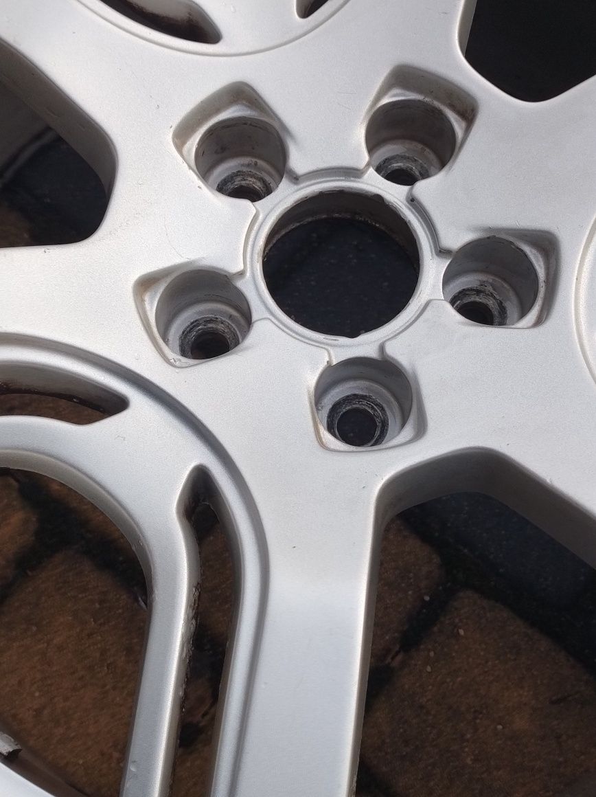 Felgi alufelgi  18 audi Q5 a3 A6 a5