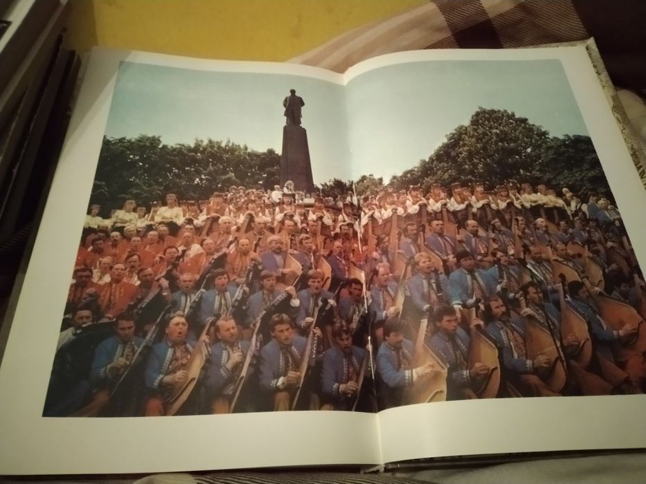 Шевченко Художник Останнім шляхом Кобзаря + книга Л.Новиченко Шевченко