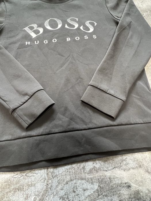 Класний ! Світшот Hugo Boss з нових колекцій