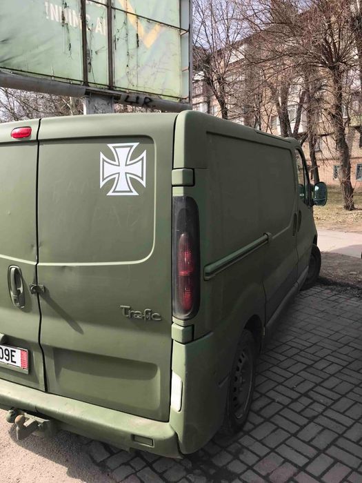 Продам Вантажний  Бус  Renault Trafik
