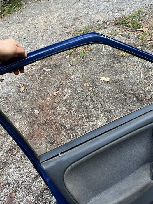 Сколо Дверей форточки задні Ваз 2108-15 2110-12 Пріора є різні