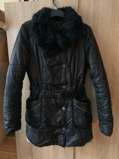 Kurtka płaszcz zimowa Czarna Mohito rozm M