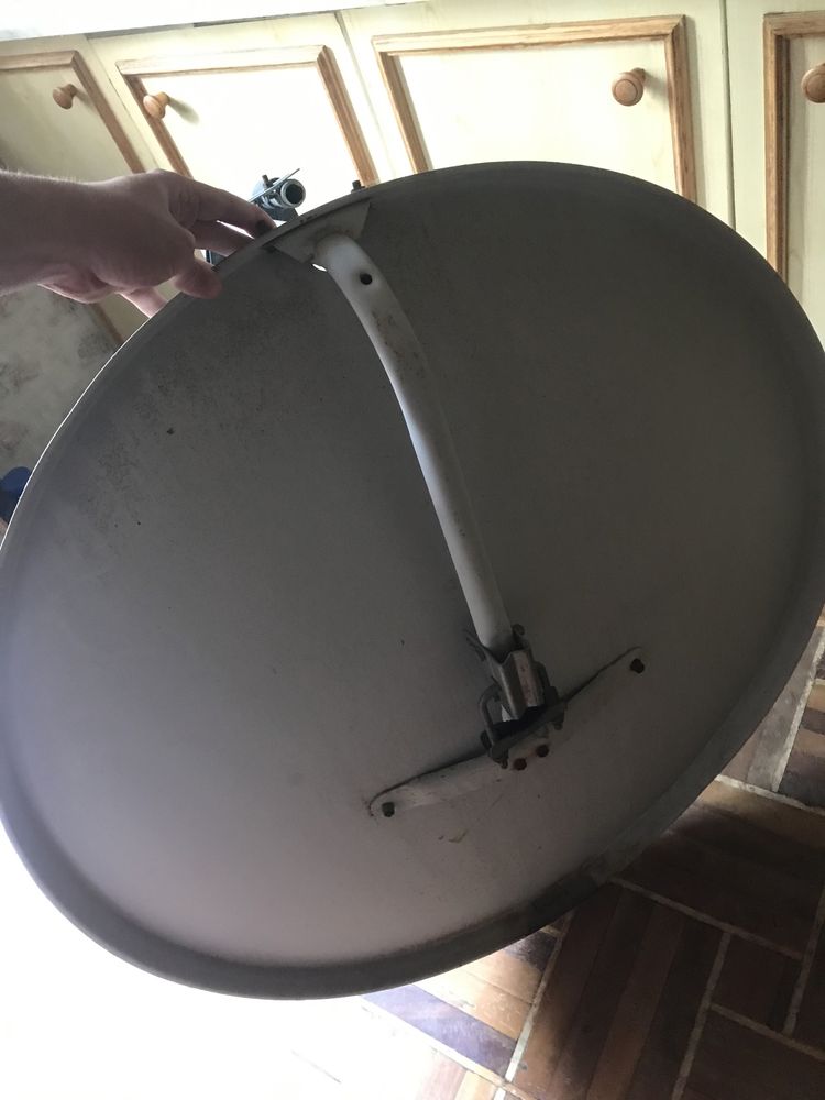 Спутниковая тарелка EHKF-3101A