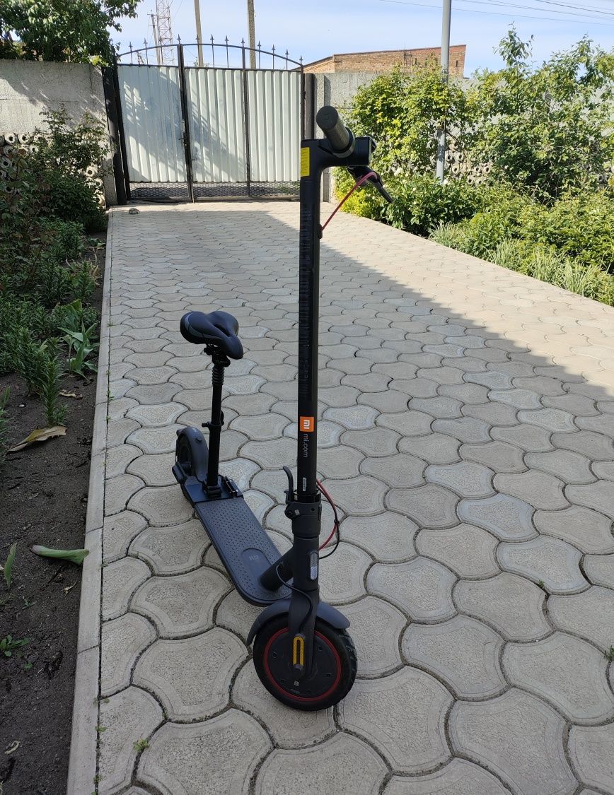 Оригінальний Електросамокат Xiaomi Mi Electric Scooter Pro 2. Новий