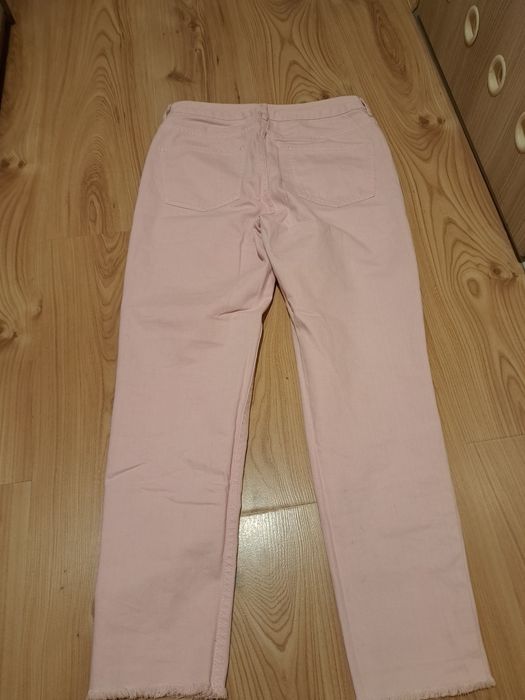 Spodnie z przetarciami  rozm M