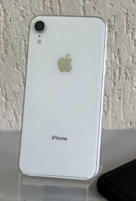 Смартфон Apple iPhone XR 64GB Белый