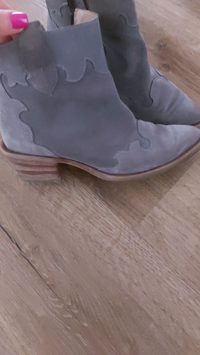 Botki Eva Minge 36