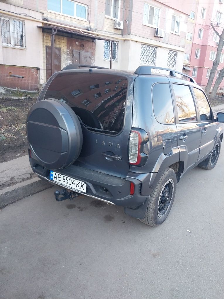 Ніва тревел 2021 рік