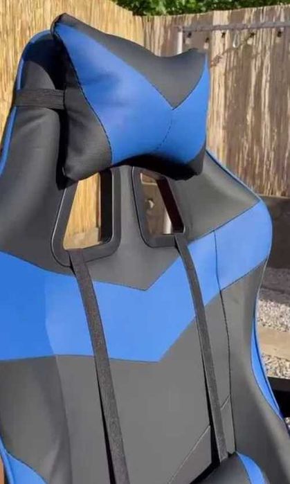 Кресло компьютерное офисное игровое геймерское с подставкой для ног