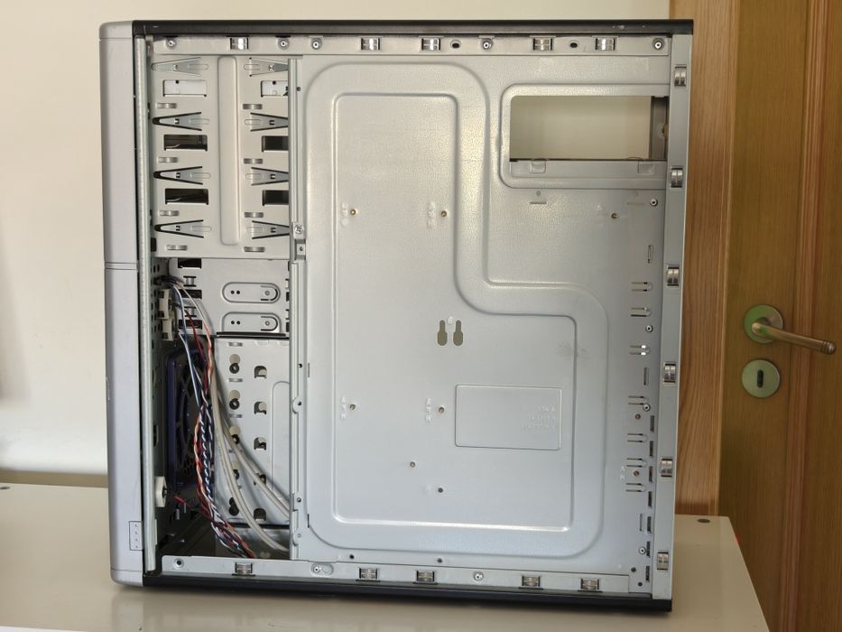 Caixa de PC desktop/torre ATX