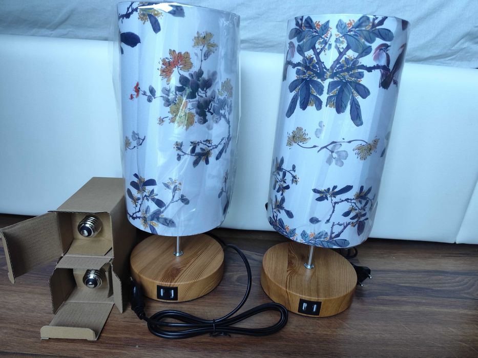 Lampka nocna dotykowa ściemniana do sypialni 2 porty ładowania USB