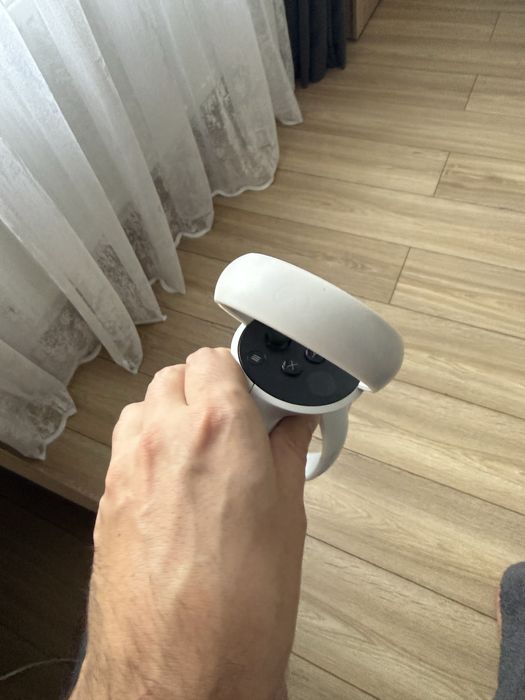 Meta Oculus Quest 2 64 + Зарядна станція ANKER