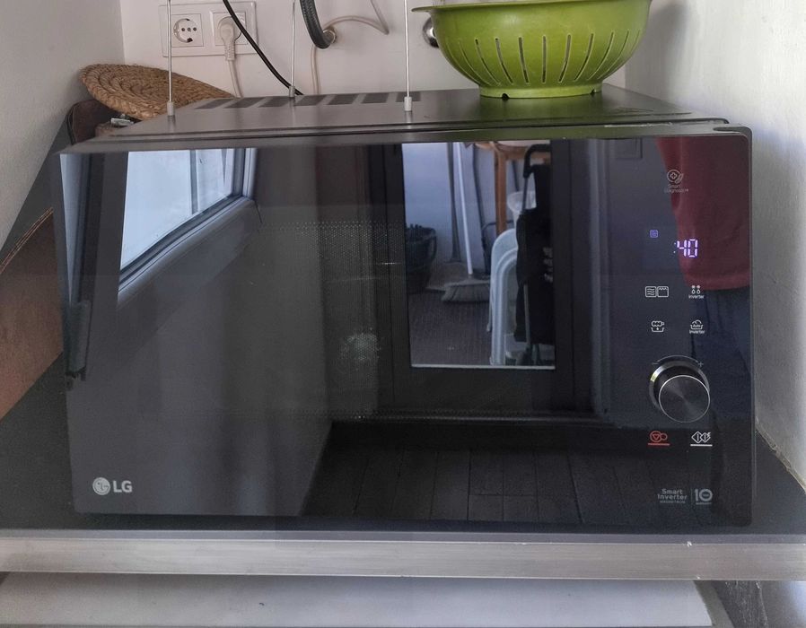 Micro-ondas LG MH7265DPS