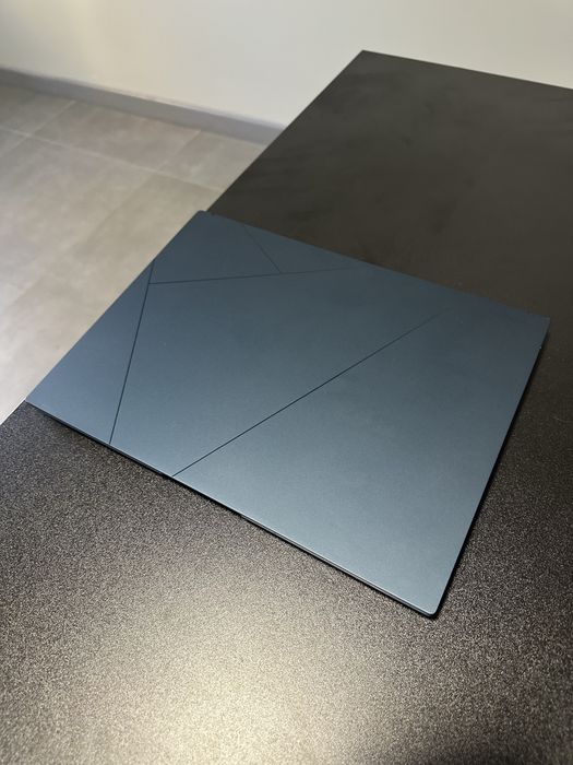 Продам asus zenbook s 13