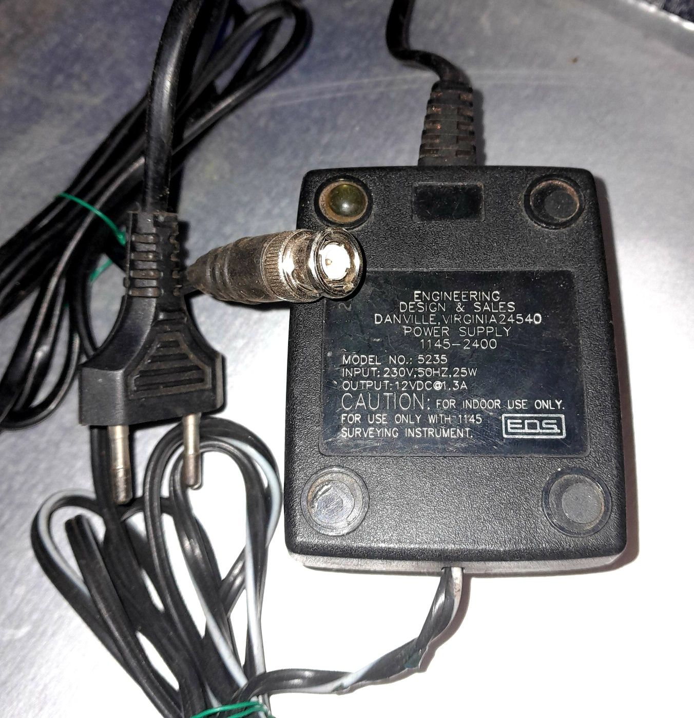 Niwelator Spectra Precision Ładowarka