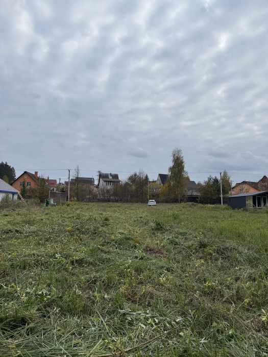 Ділянка біля особистого озера