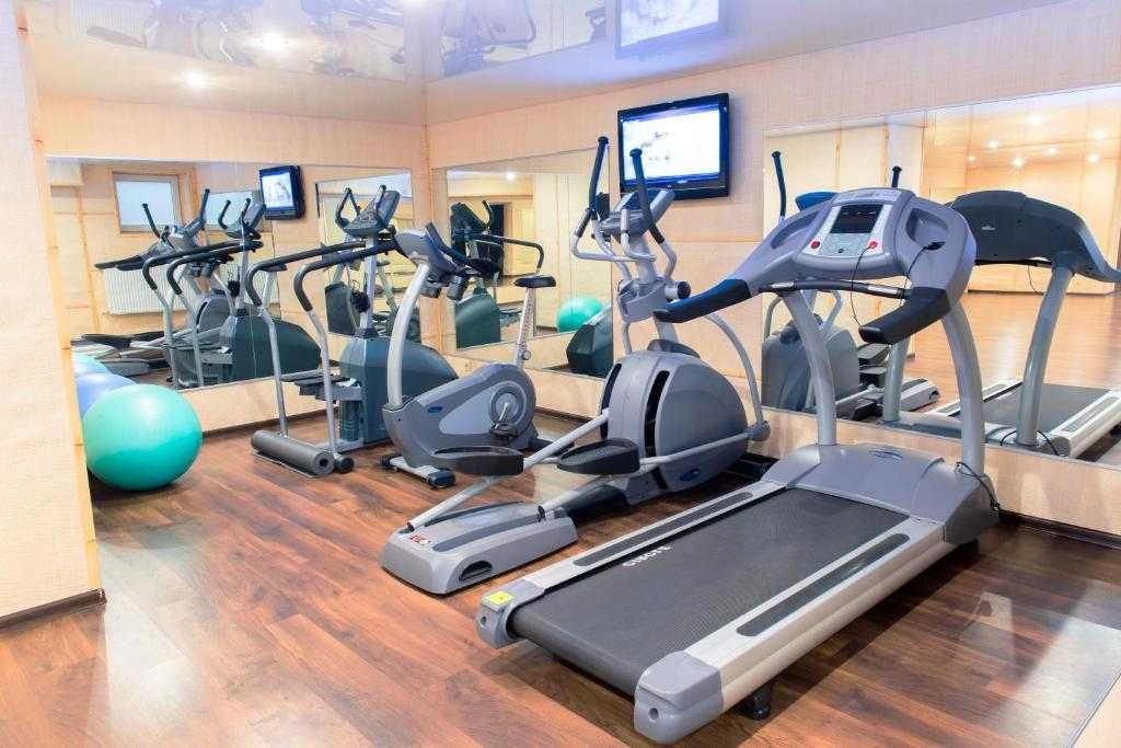 Подобова оренда номера в заміському готелі "Seasons Spa"