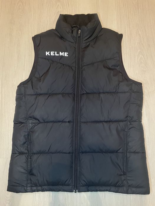 Безрукавка жилетка kelme М