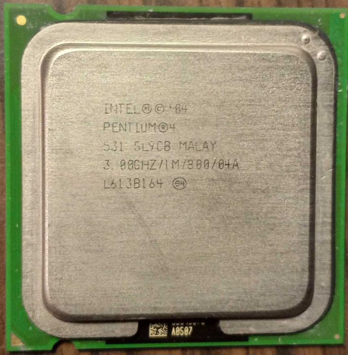 Процессор Intel Pentium 4 531 SL9CB Сокет: LGA 775