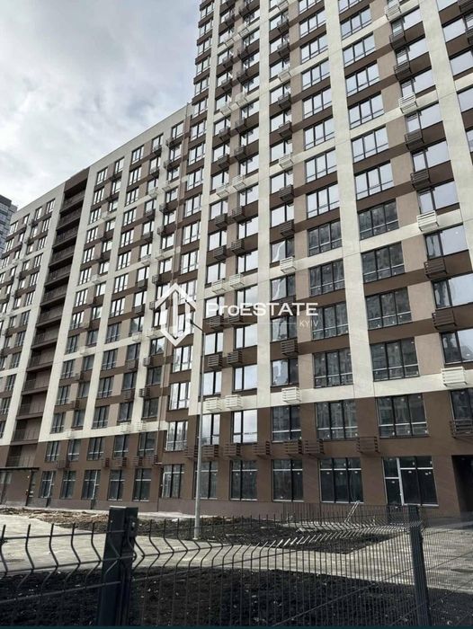 Продаж 1-к квартири 47.8 кв.м, ЖК Варшавський-2  Варшавский-2