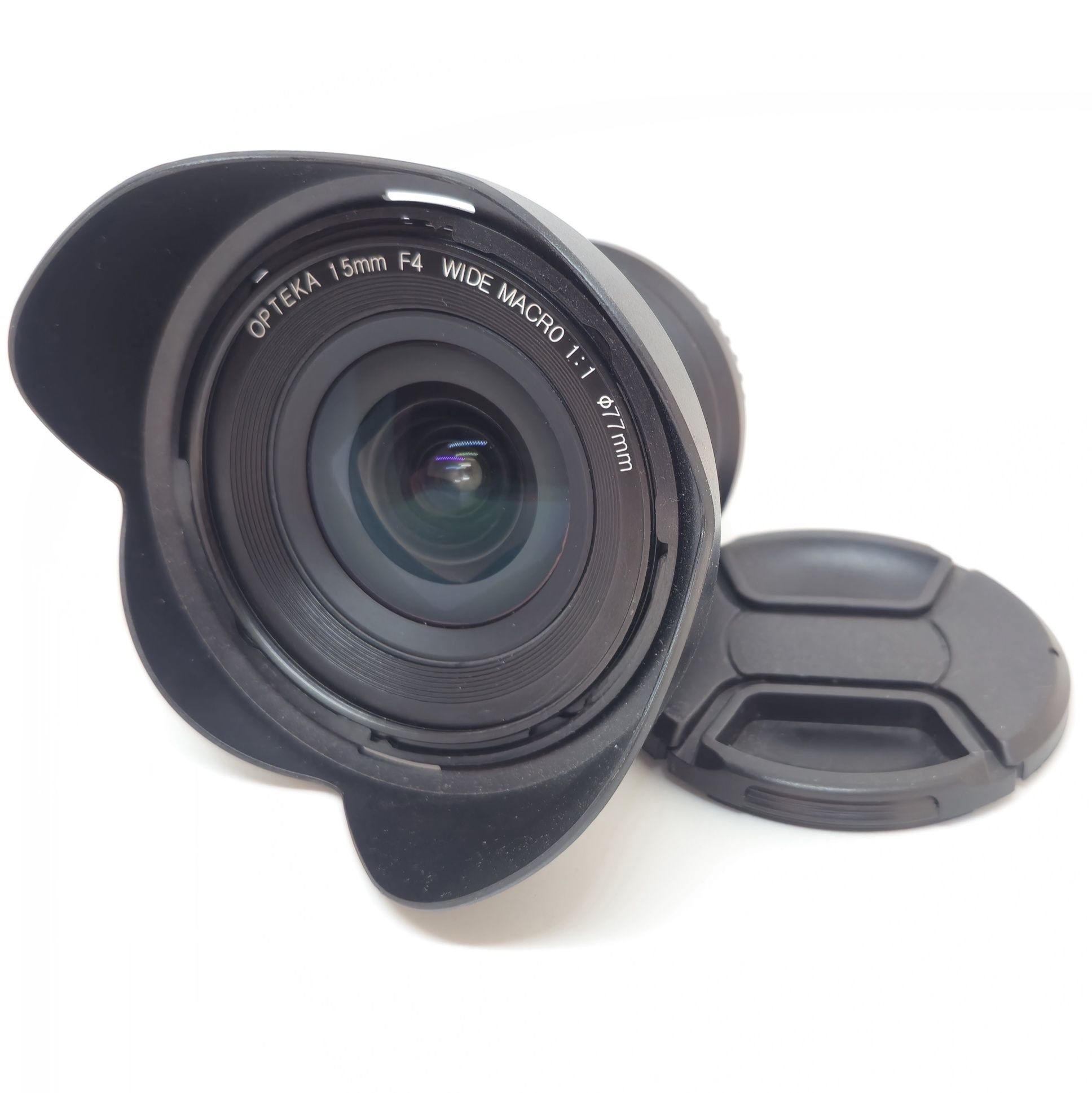 Opteka 15mm f/4-32 1:1 Macro (Canon EF)
