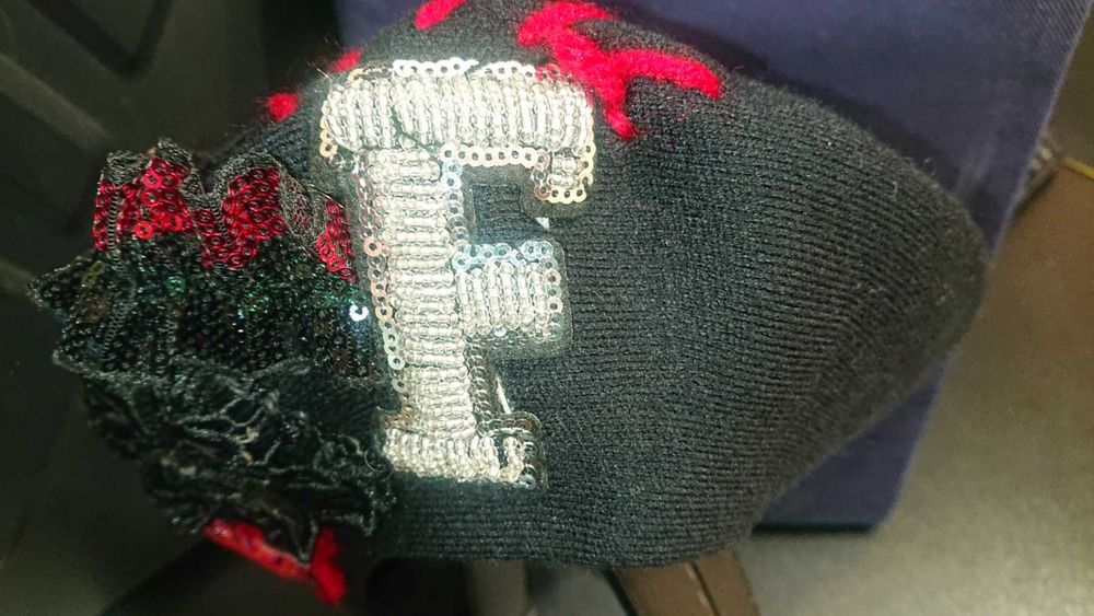 Берет жіночій із ручним дизайном, Італія