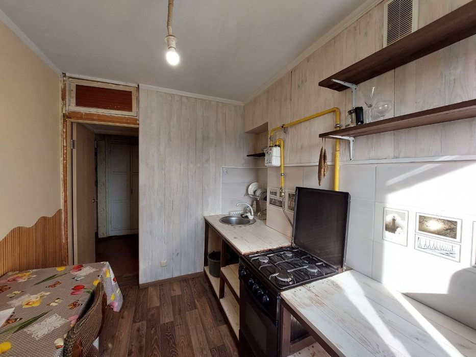 Сдам 3 комн Космонавтов 7, центр Занятости