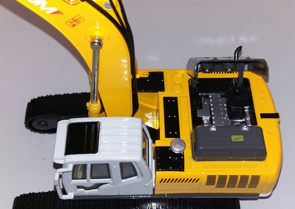 Экскаватор металлическая модель 1:50 21 см Автопром модель спецтехника