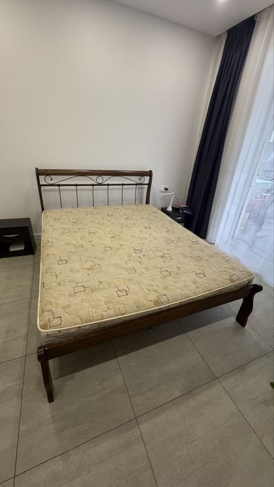 Продам двоспальне ліжко 200*160