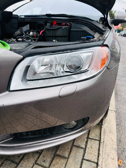 Farol esquerdo volvo s80/V70