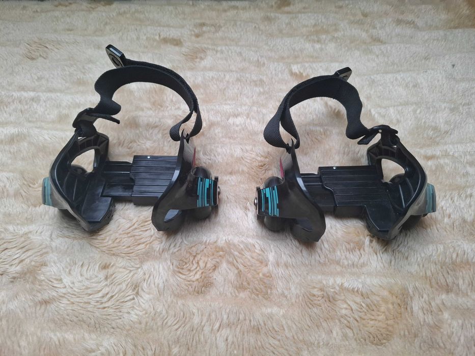 RAZOR Jetts mini rolki wrotki nakładane na buty + iskrowniki