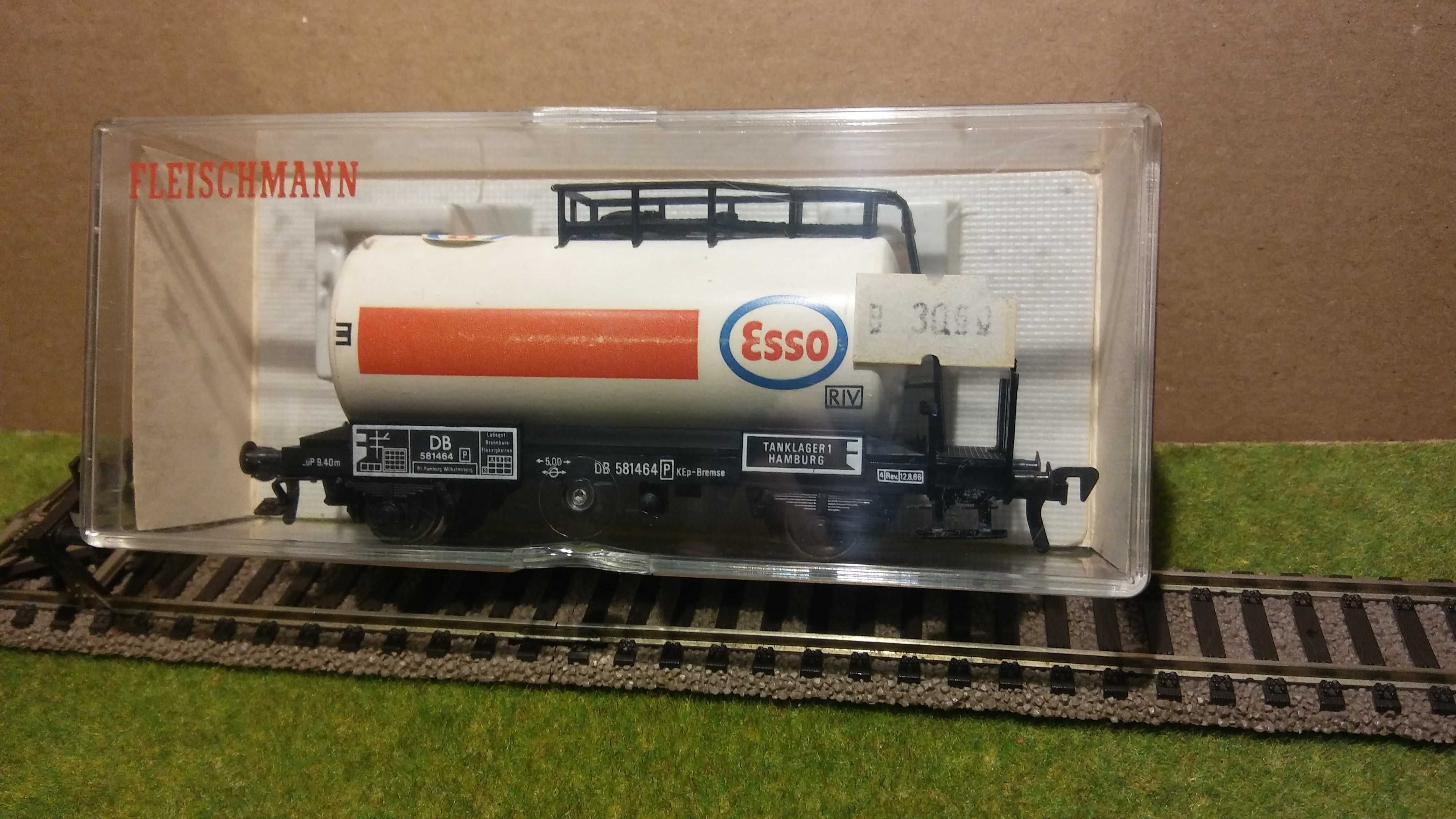 Wagon towarowy cysterna DB ESSO Hamburg Fleischmann 5400 H0 1:87