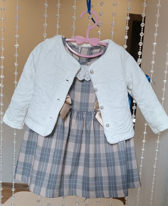 Сукня для дівчинки у клітинку і блуза