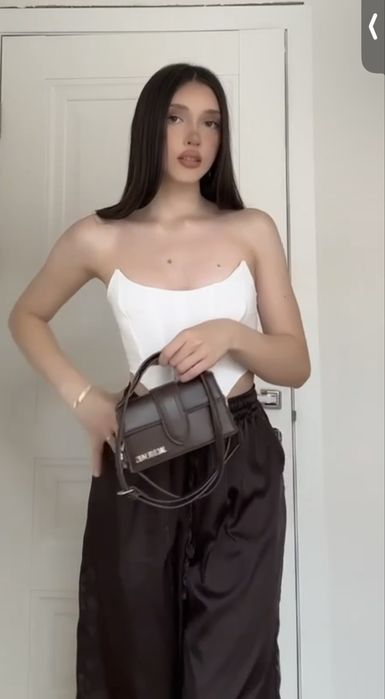 Корсет від бренду bershka